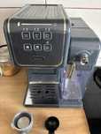 Vând espressor Breville