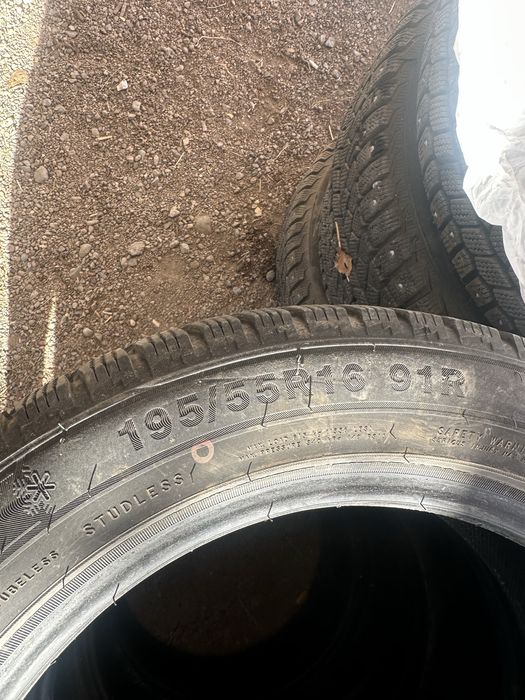 Зимние шины почти новый ездил 1.5 месяца