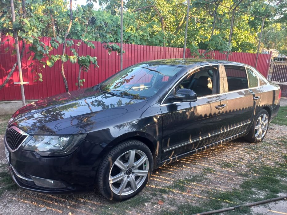 Vând Skoda Superb 2  facelift