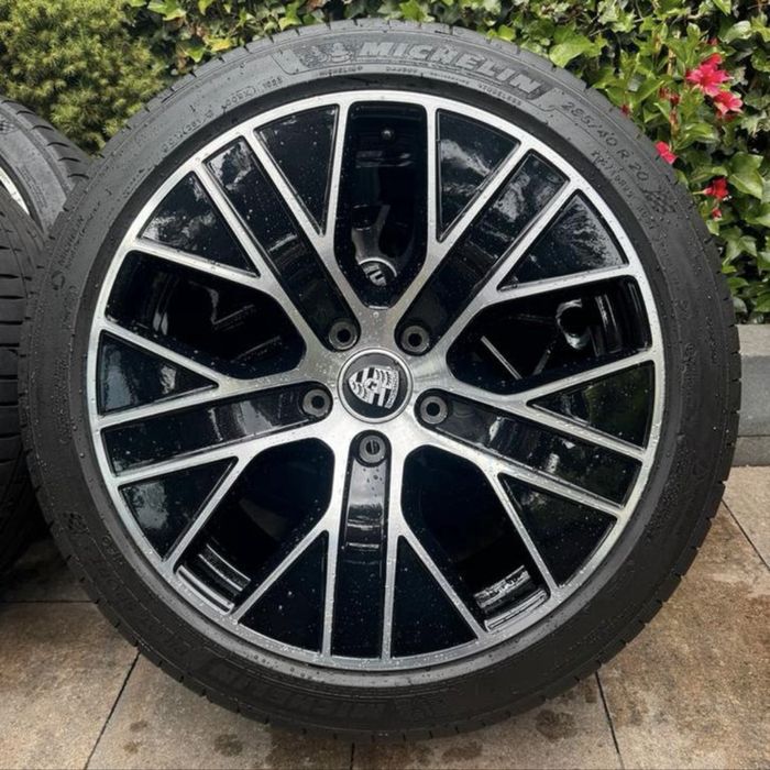 Porsche taycan джанти 20 цола Порше тайкан