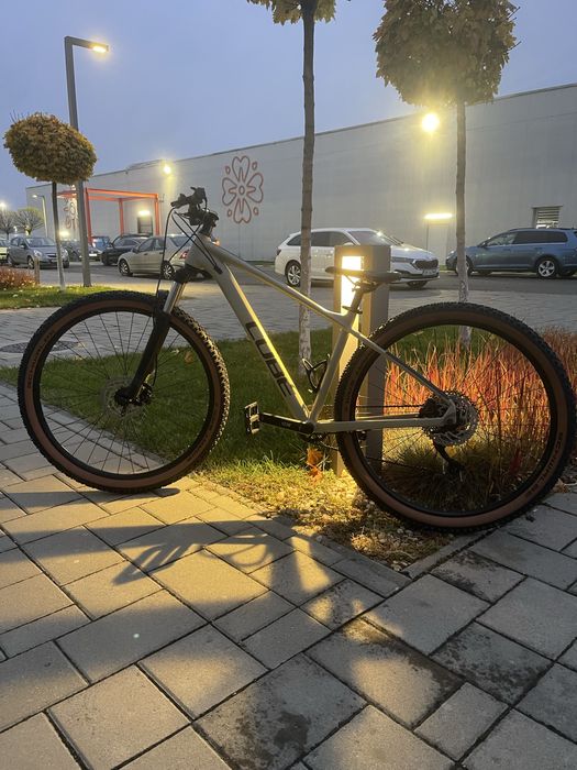 Bicicleta Cube Aim Ex 2024 DEORE XT.