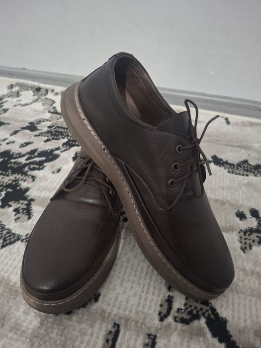 Продаётся мужской обувь