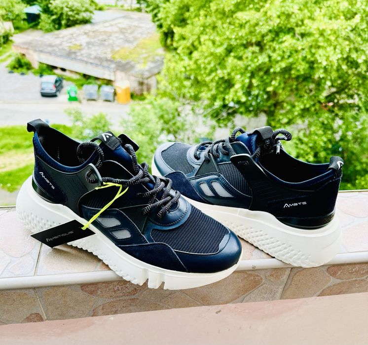 Bikkembergs,Y-3,F.Morello,Nike,Converse,,Adidas,Salomon,Musto