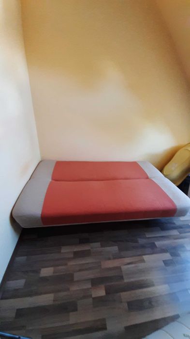 Разтегателно канапе