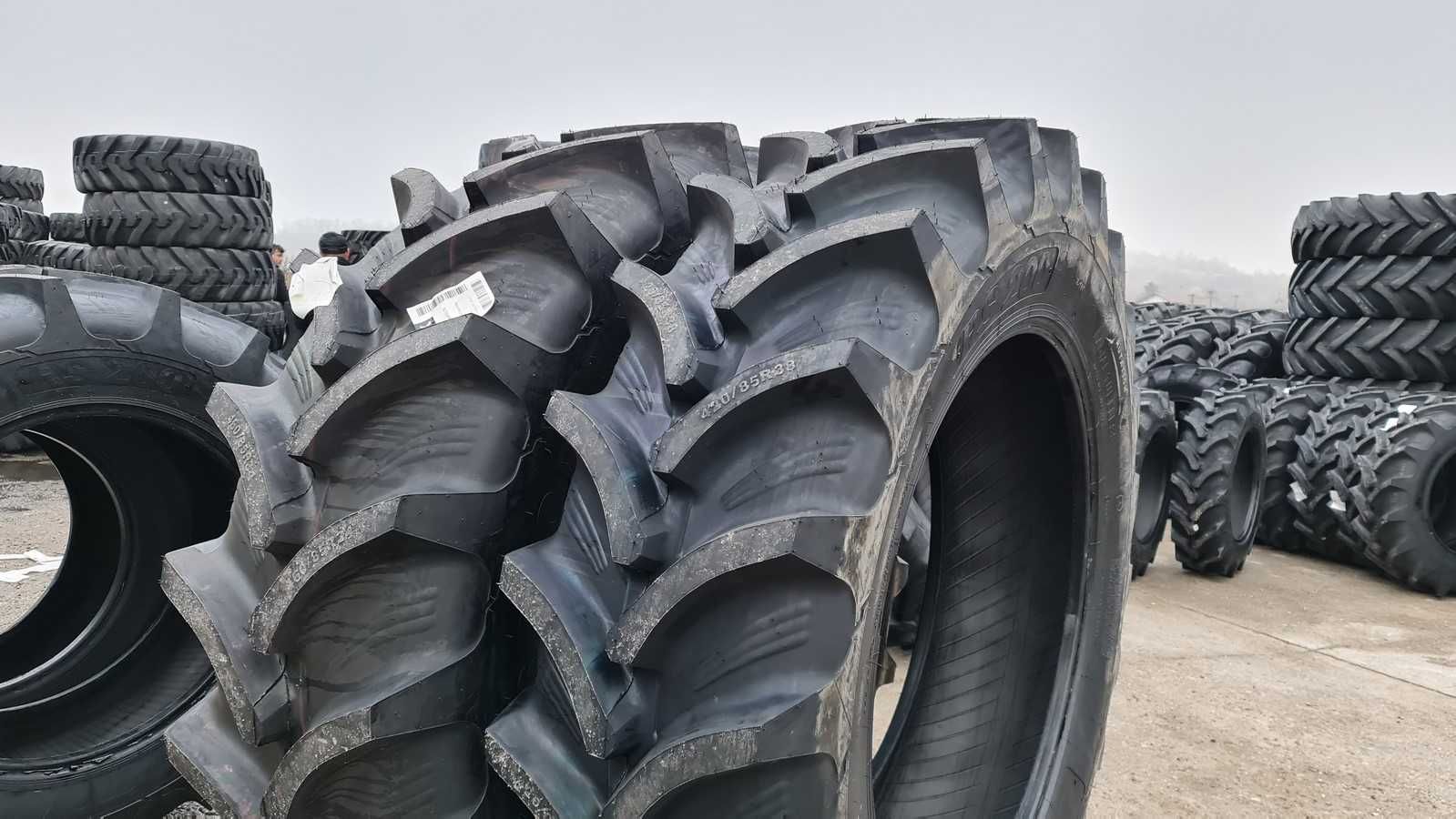 Anvelope noi 420/85 R38 OZKA cauciucuri radiale tractor spate 16.9R38