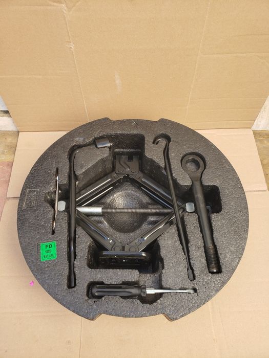 Kit pana cric cheie hyundai kia original