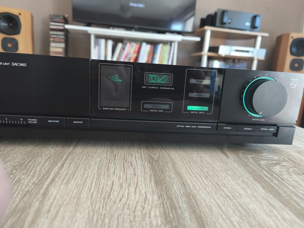 Аудиофилски Philips DAC 960