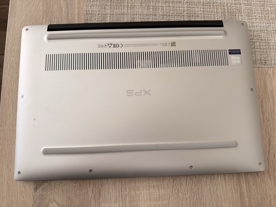 Laptop Dell 13” XPS 7390 i5 gen 10