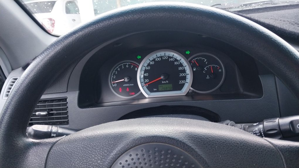 Avto mashina Laseti Jentra