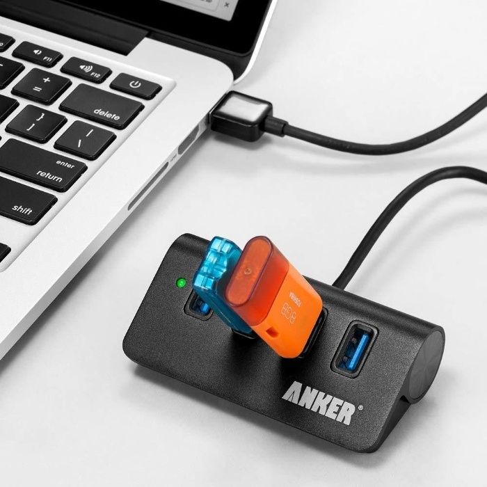 Anker USB 3.0 Hub с 4 USB-A извода, до 5000 Mbit/s (3.1 Gen 1)