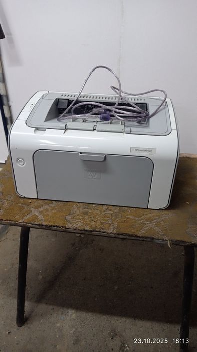 Принтер HP Laserjet P1102