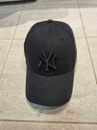 Чисто нова шапка NY