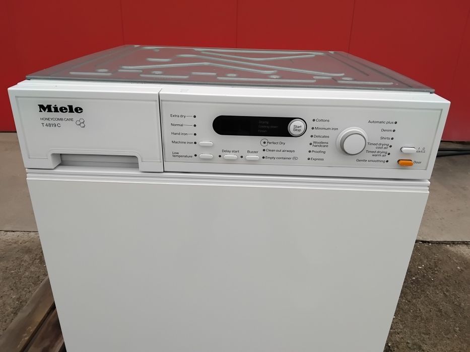 Сушилня Miele...