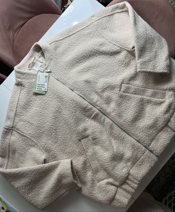 Ново яке H&M букле бомбер
