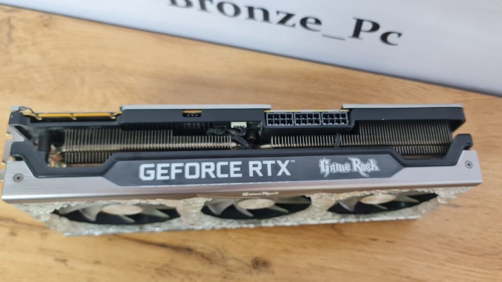 Palit GamingRock RTX3090 24Gb DDR6x