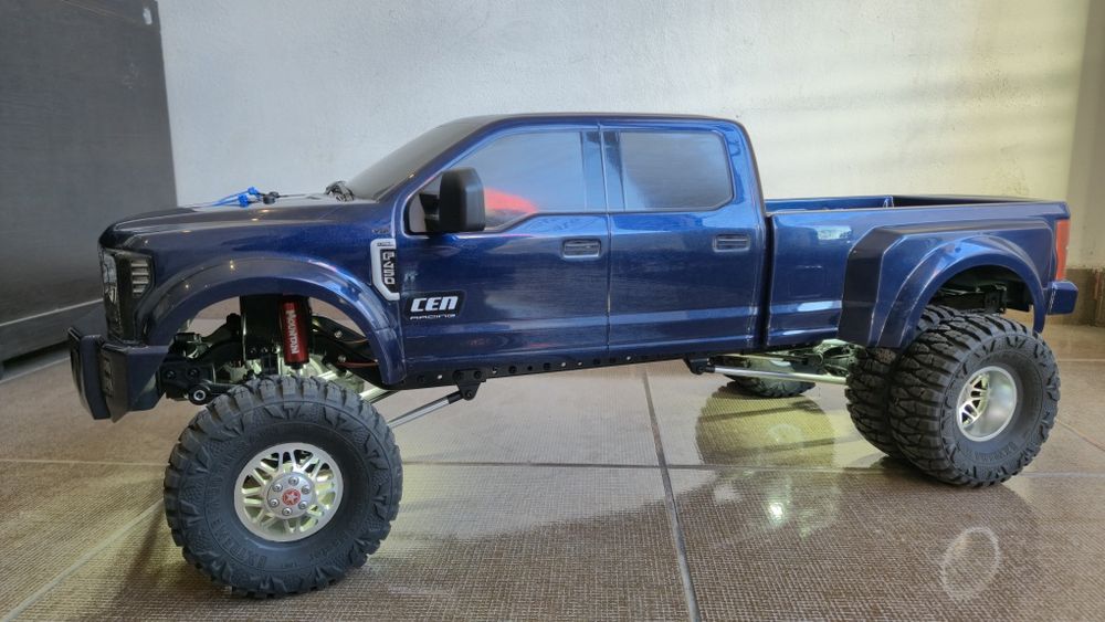 Automodel CenRacing Ford F450, Traxxas, Arrma.