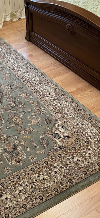 Продам ковер палас