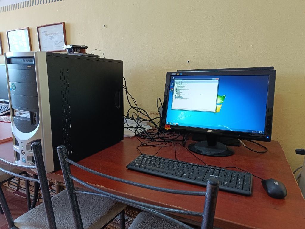 Компьютер в сборе для работы и игр