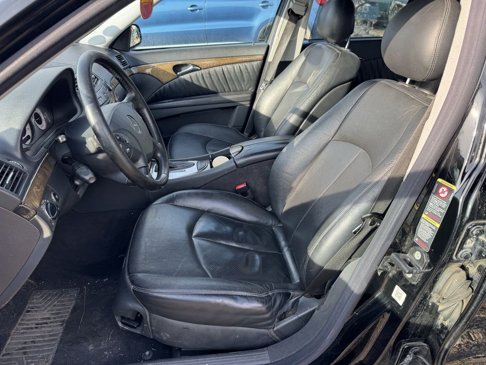 Мерцедес W211 320 CDI 204 кс 2005 Г само на части