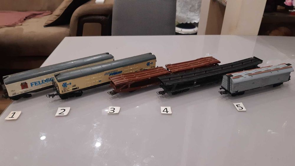 Товарни и пътнически вагони Piko, Fleischmann,Märklin / НО 1:87