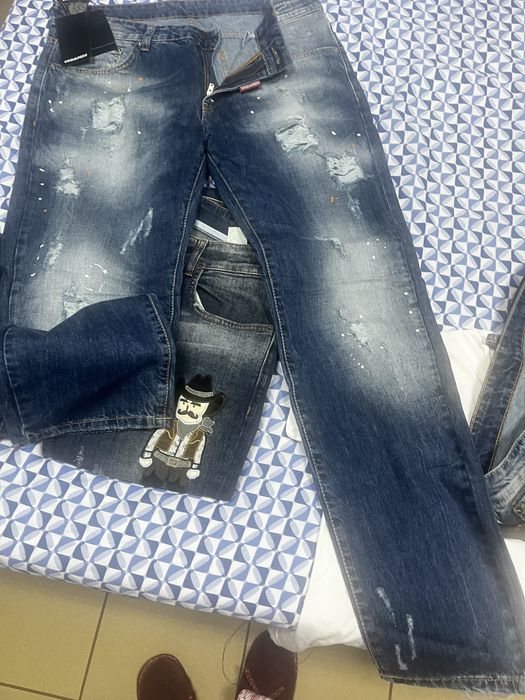 Blugi super pret.150lei