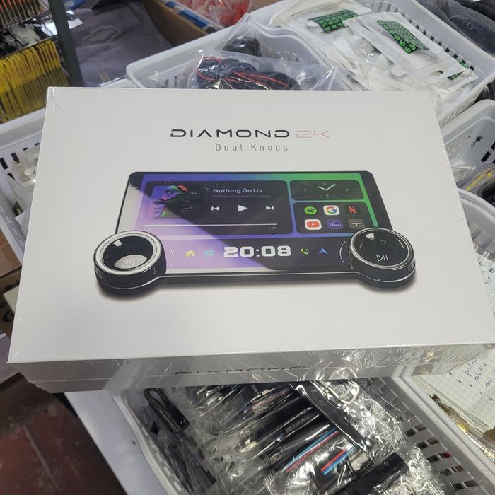 sotiladi Diamond monitor