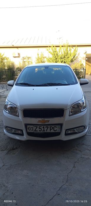 Nexia 3   2017yil idiyal 84000 yurgan halol kiraska toza