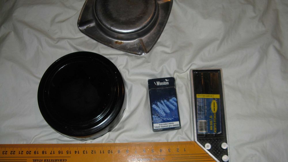 Vand scrumiere si bricheta Winston metalica antivant