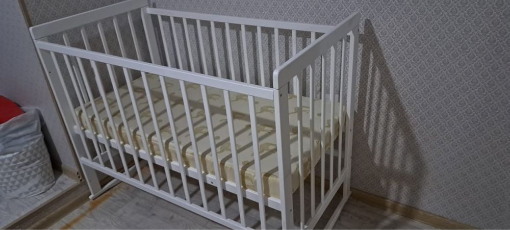 Продам детскую кроватку б/к в отличном состоянии