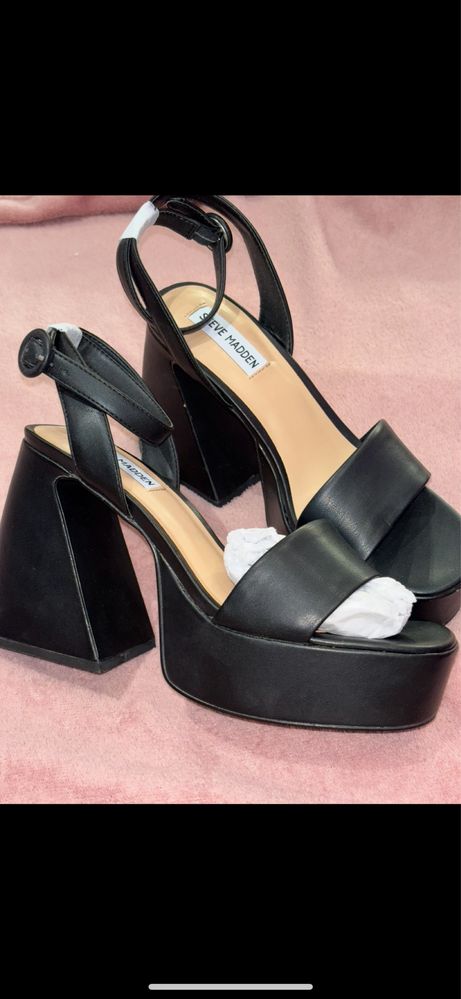 Сандали с масивен ток steve madden