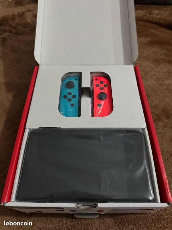 Nintendo Switch OLED + игри