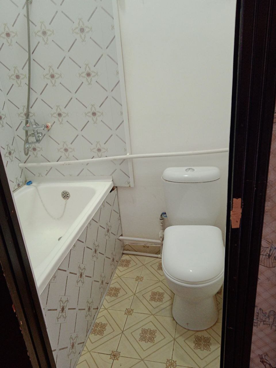 Продаётся 1 ком.участок (яшнабадский район) РЭС