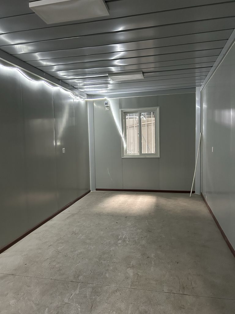 Продава се Къща в Русе, Алеи Възраждане - 21 кв.м за 146 €/кв.м - Снимка #2