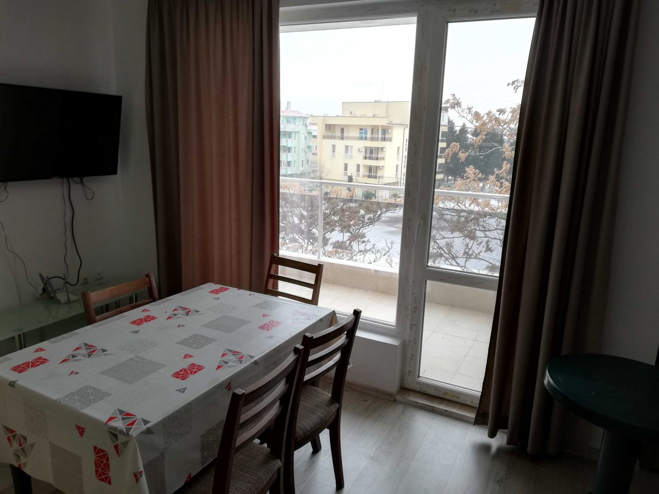 Дава се под наем Двустаен апартамент в Поморие - 77 кв.м за 408 € - Снимка #13