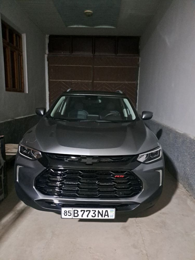Tracker 2 sotiladi: (priemer plus)