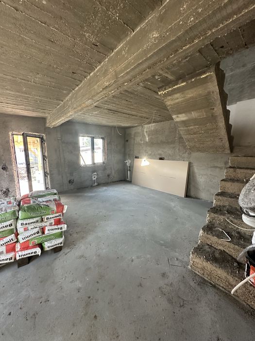 Case de vanzare Domnesti p+1 la sosea