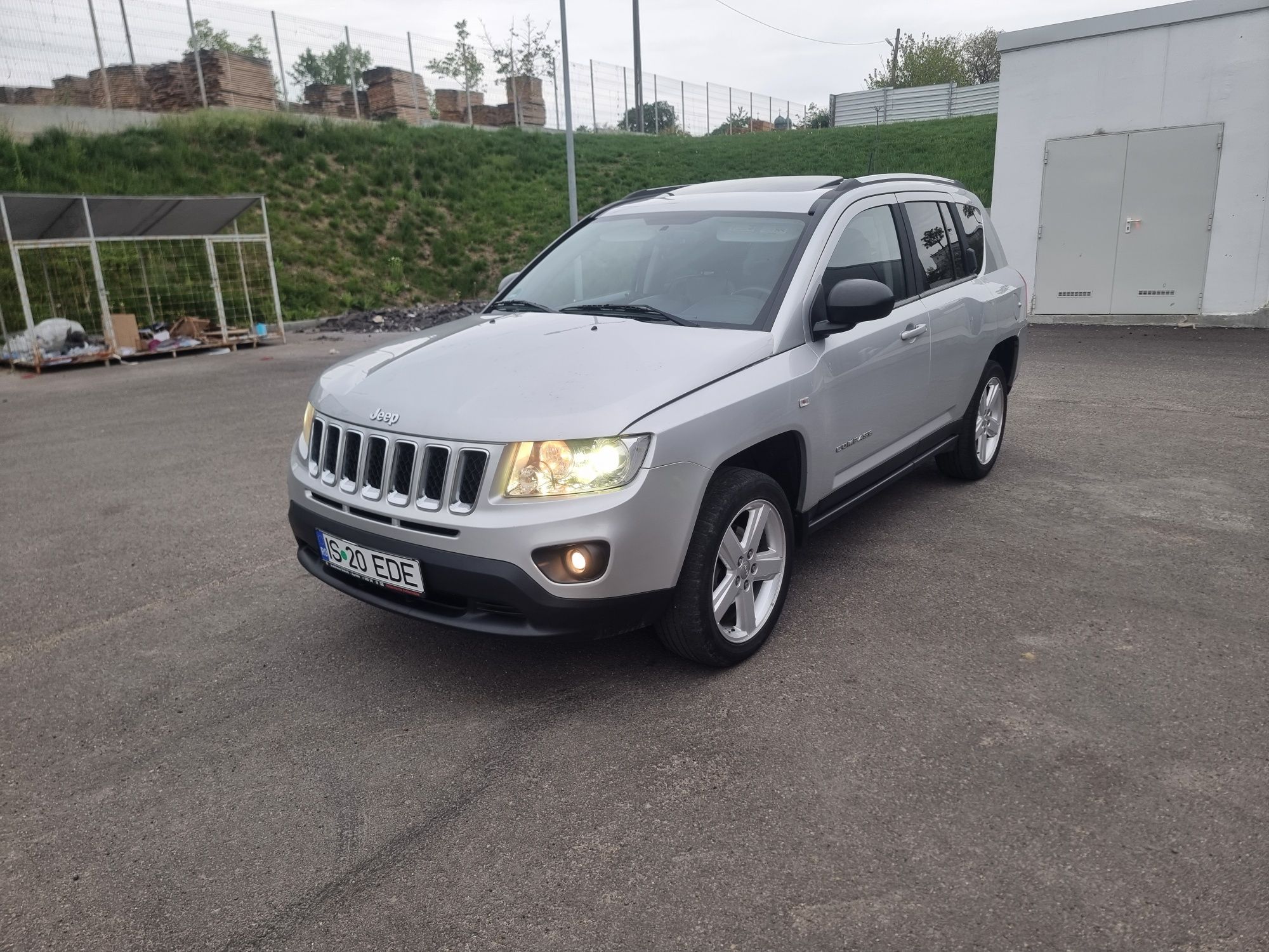 JEEP COMPASS din anul 2012, motor 2.2CRD 4WD Limited, 163CP