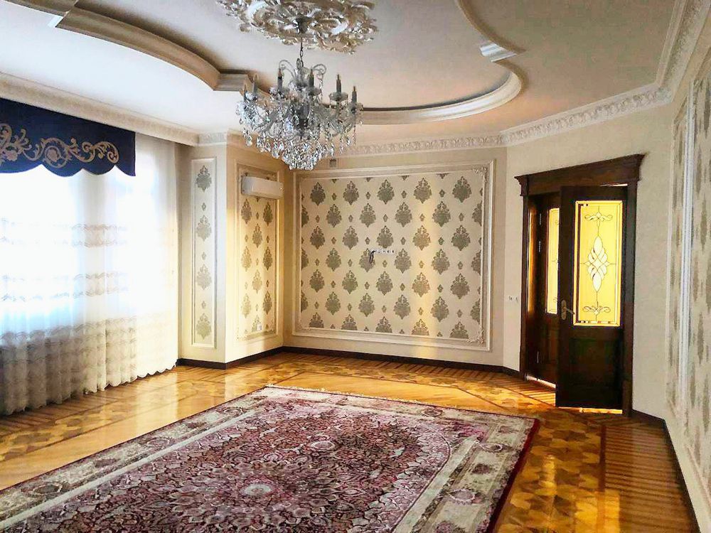 Сдается Срочно Яккасарайский р-н шикарный большой дом