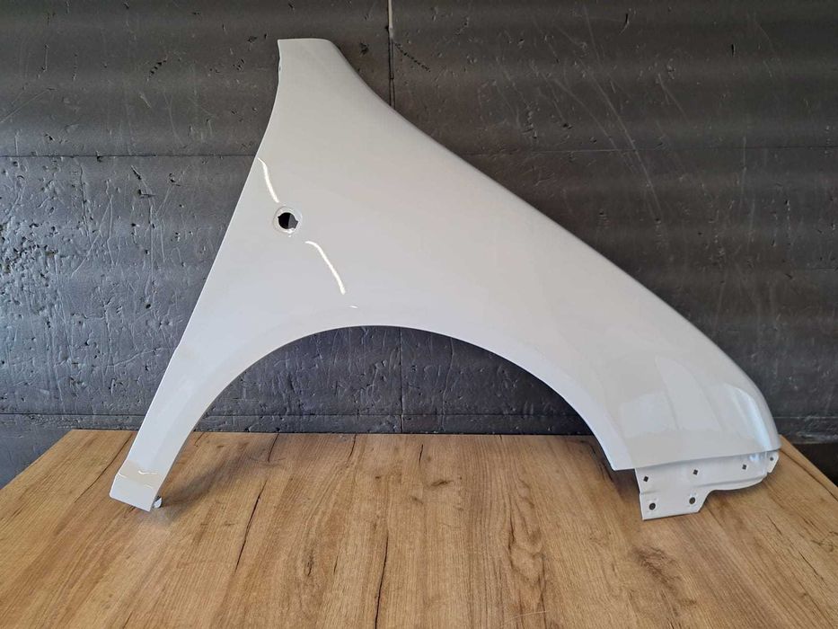 Aripa Fata Dreapta Skoda Fabia 1/I An 1999-2007 (LB9A (Alb))