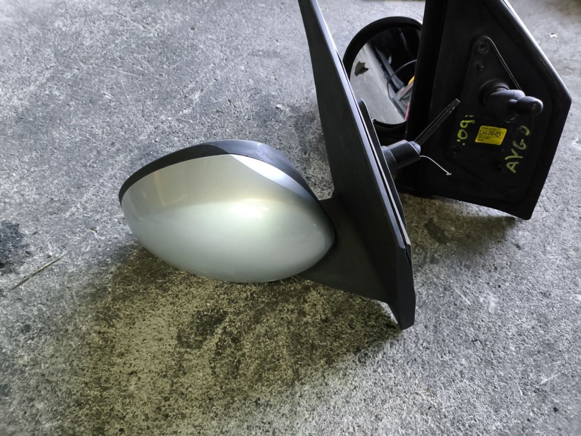 Огледало за Toyota Aygo