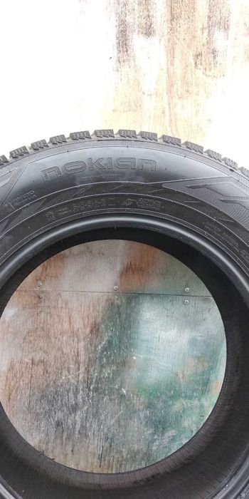 Nokian hakkapeliitta r2 suv