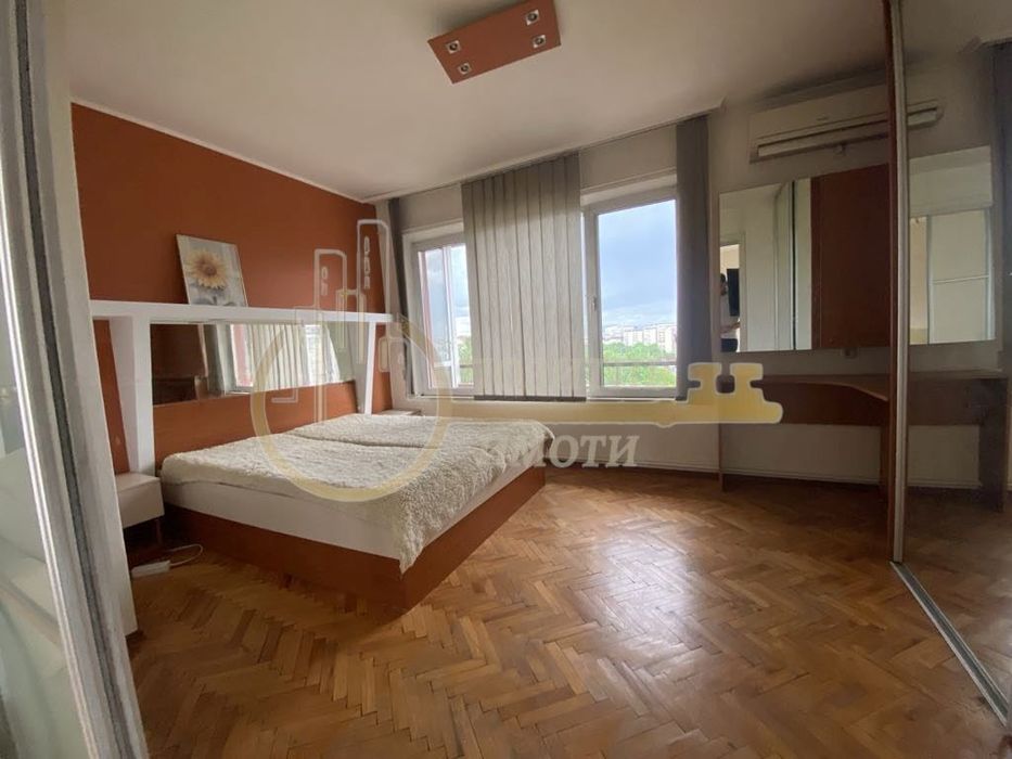 3-стаен в София-Борово площ 95 цена 750