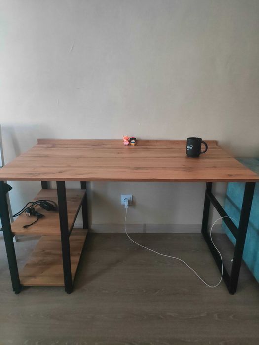 Стол компьютерный