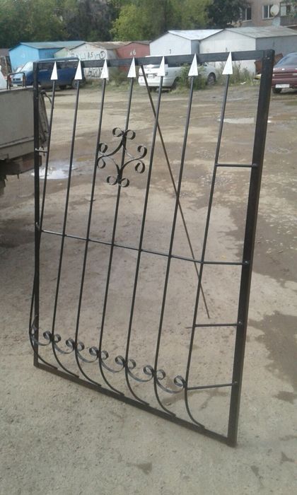Изготовление решеток и дверей