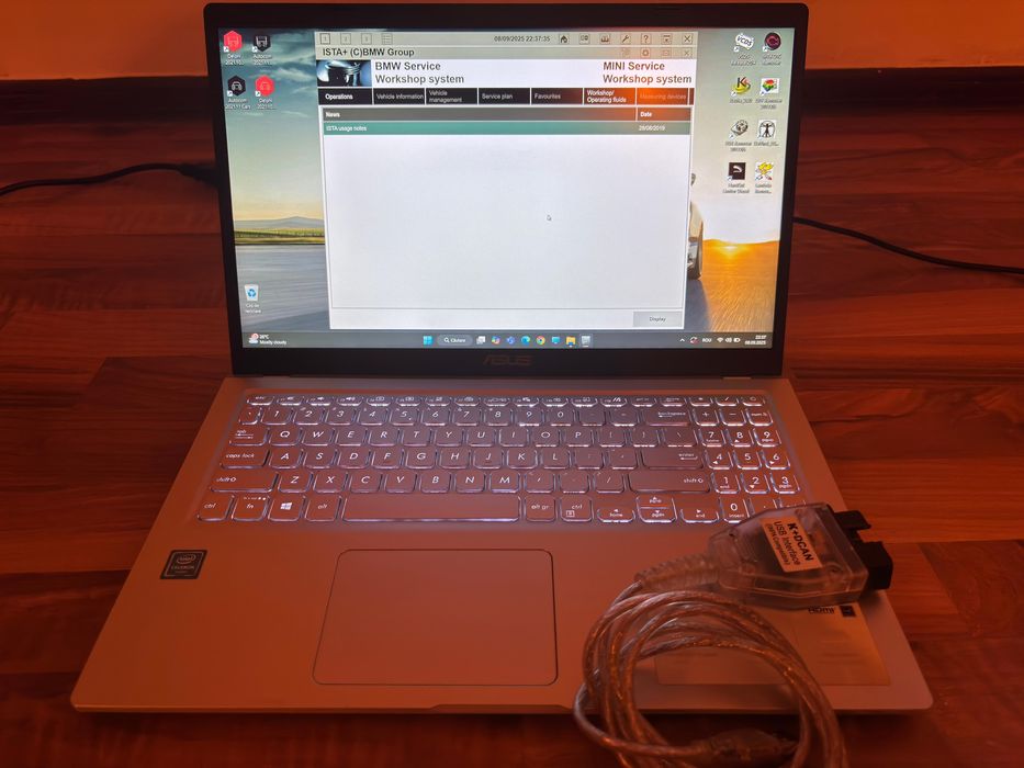 Laptop Asus cumparat de nou