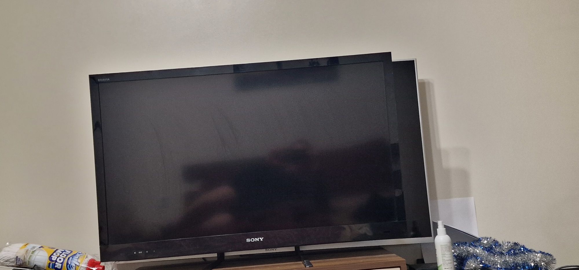 Продавам Sony bravia