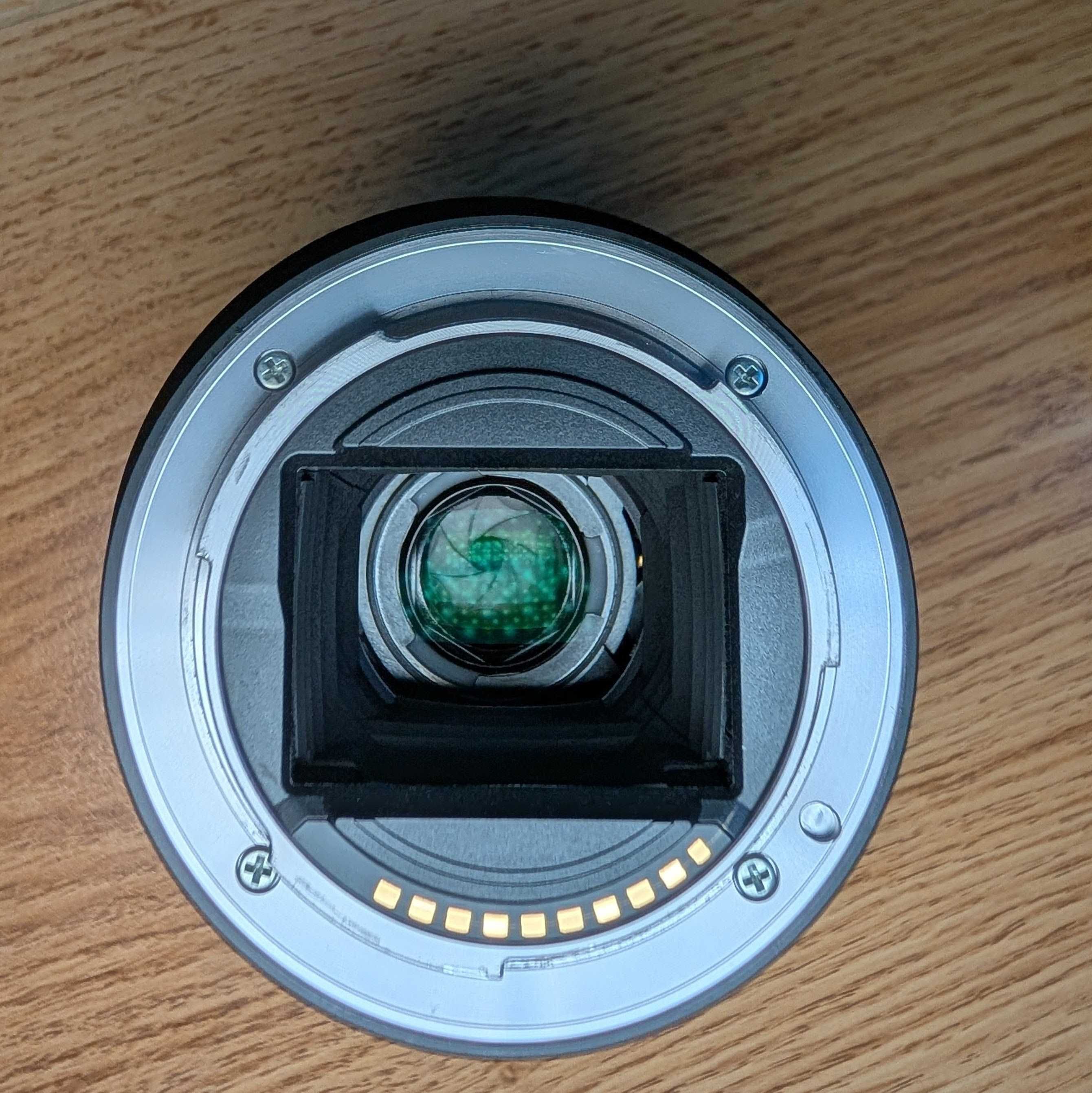 Обектив Sony FE 28-70mm f3.5-5.6 OSS с UV филтър
