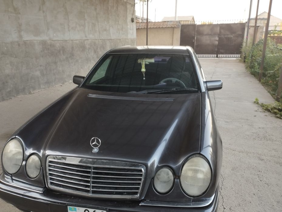 Продам Мерседес Е-230