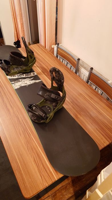 Placa Snowboard Ride Kink 152cm cu Legaturi Burton Mission M/L