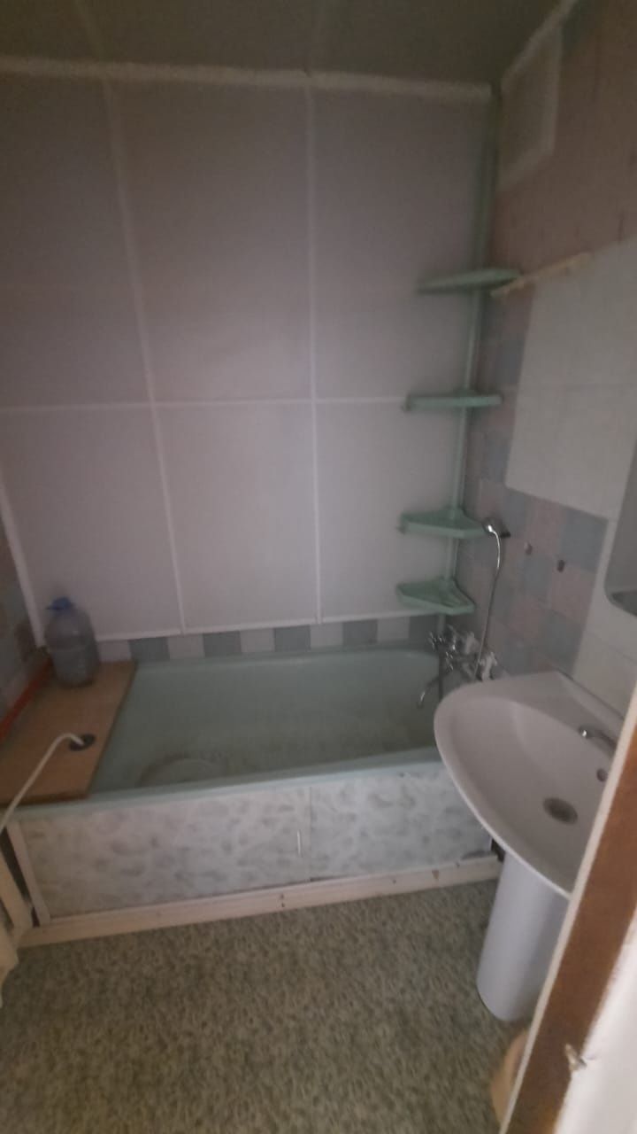 Продается 3х ком.кв Мкр.Строитель